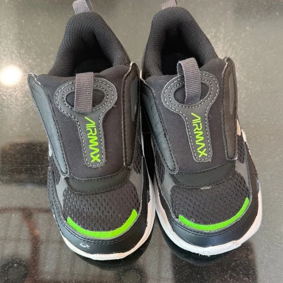 Nike Air Max Kids Sneakers - Black with Green Accents - Picture 11 of 13